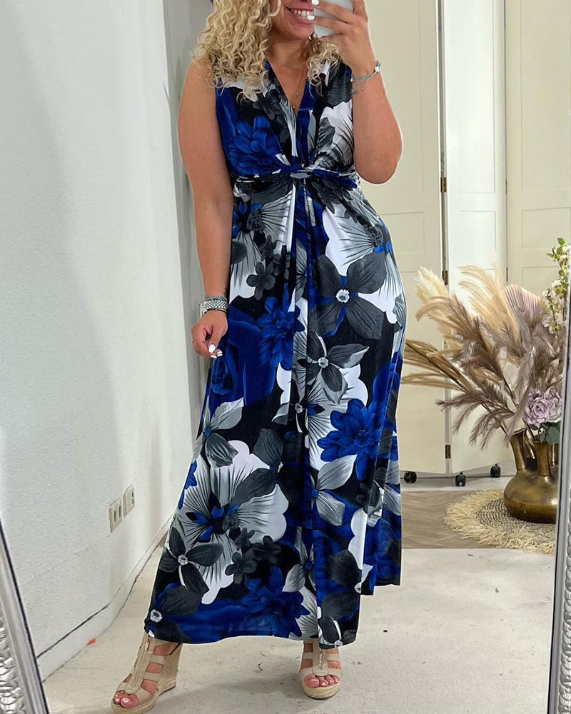 Ermeløs plissert elegant kjole med blomstertrykk