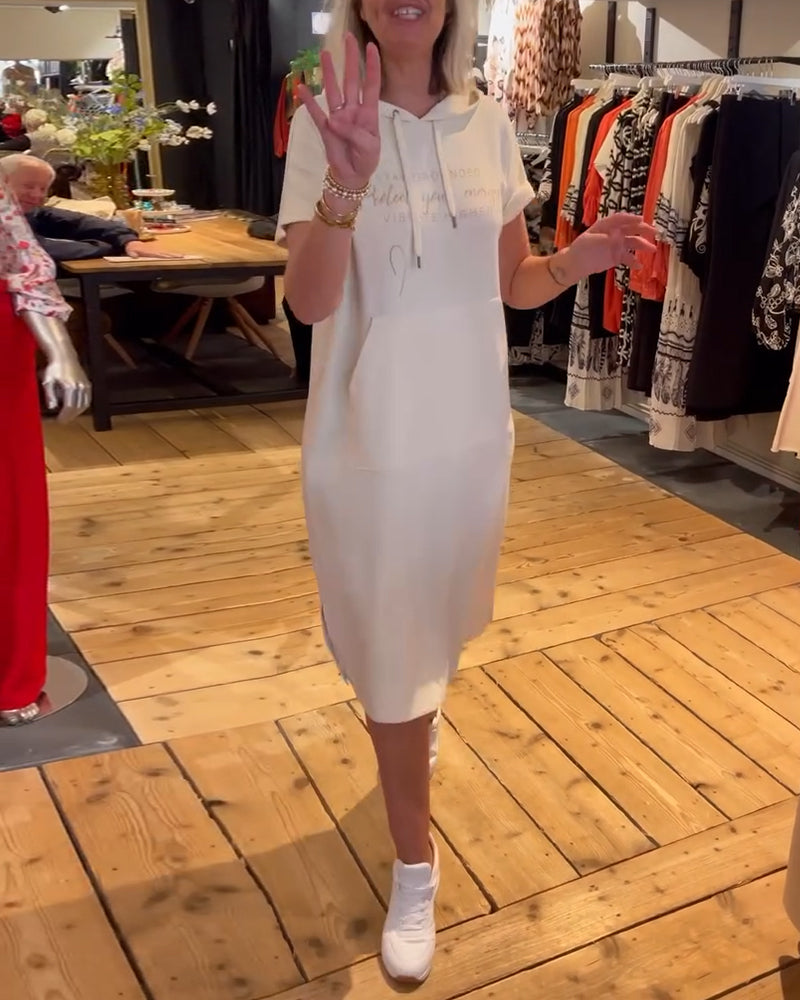 Abito con stampa di lettere sportive