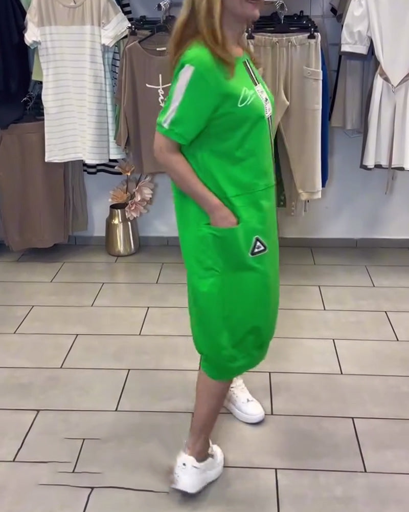 Abito a tubino stampato a maniche corte