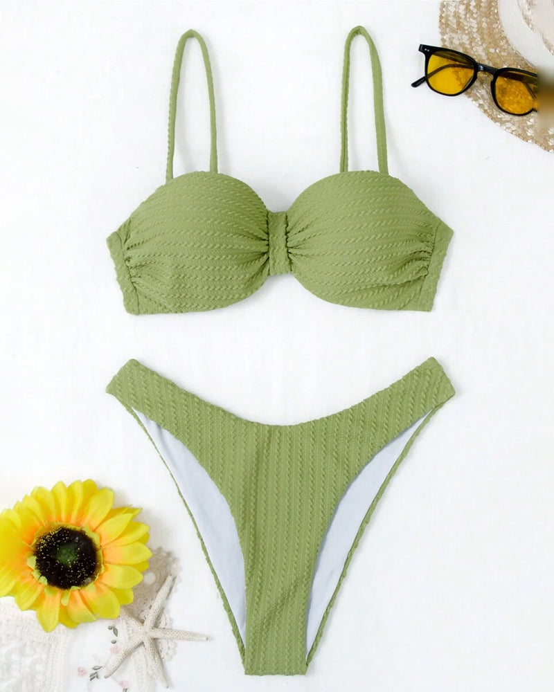 Trägerloser, einfarbiger, plissierter Triangel-Bikini