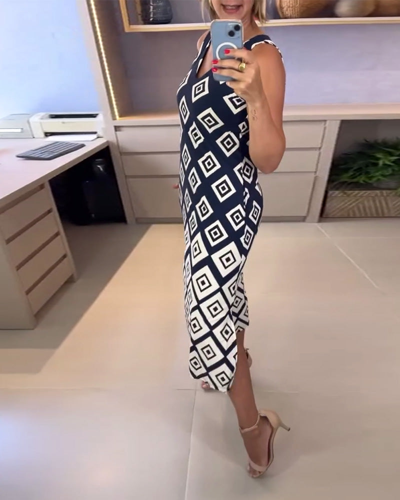 V-Neck Diamond Print Sleeveless Dress