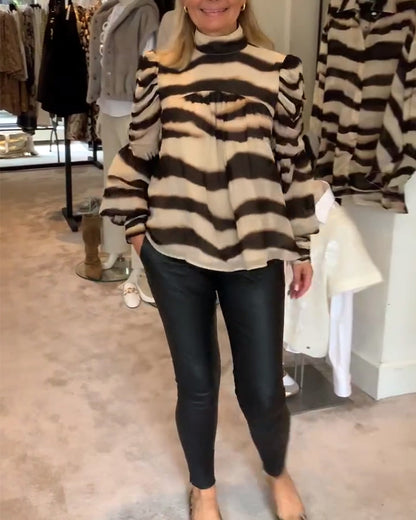 Contrasting Fashionable Lantern Sleeve Blouse