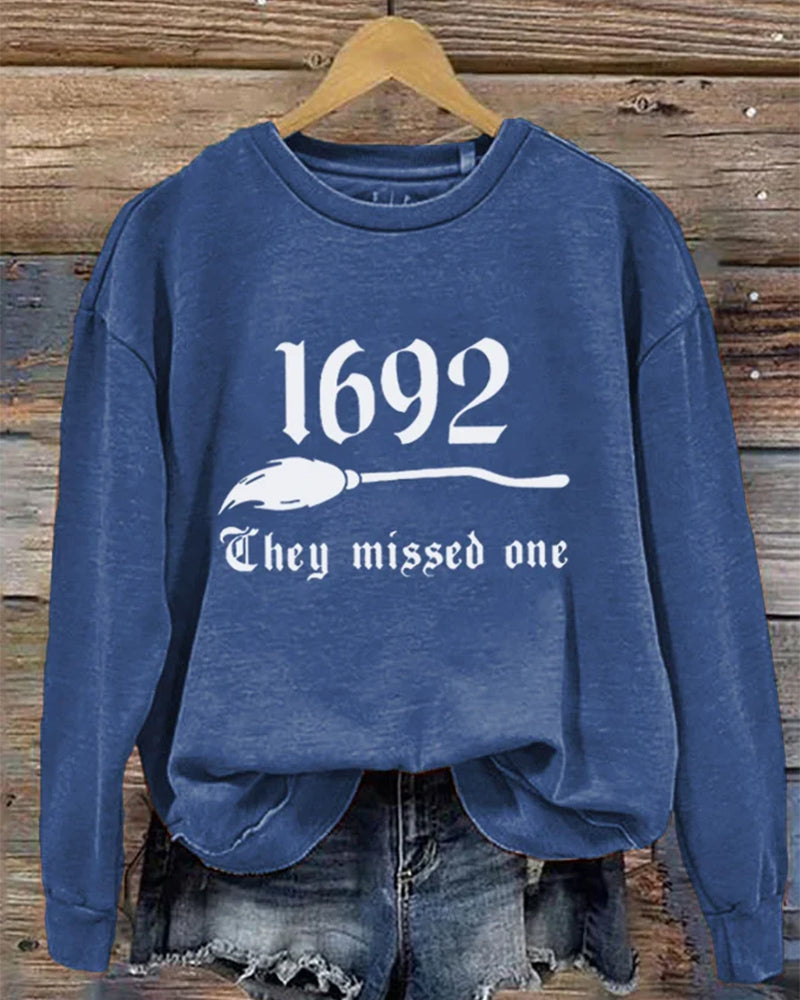 Women's 1692 They Missed One Salem Witch Printed Round Neck Long Sleeve Sweatshirt 2024 f/w halloween sweatshirts