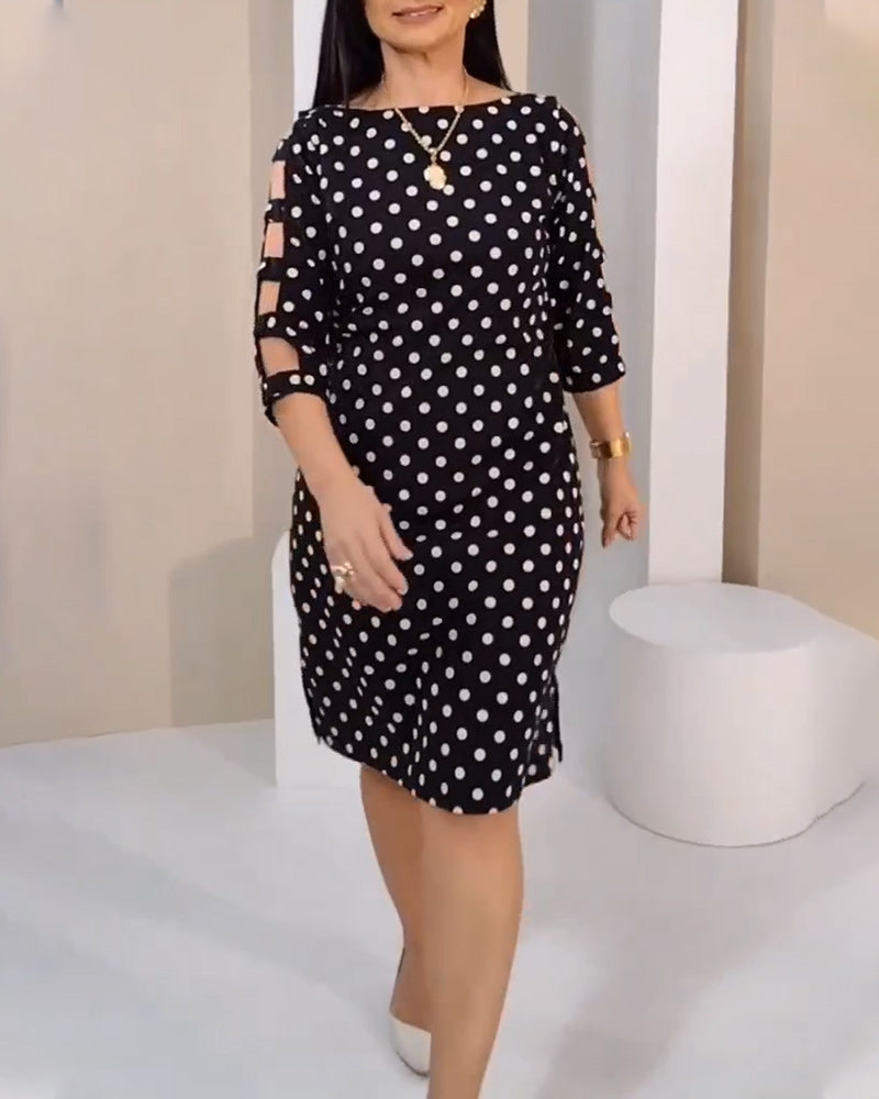 Abito a pois con scollo tondo