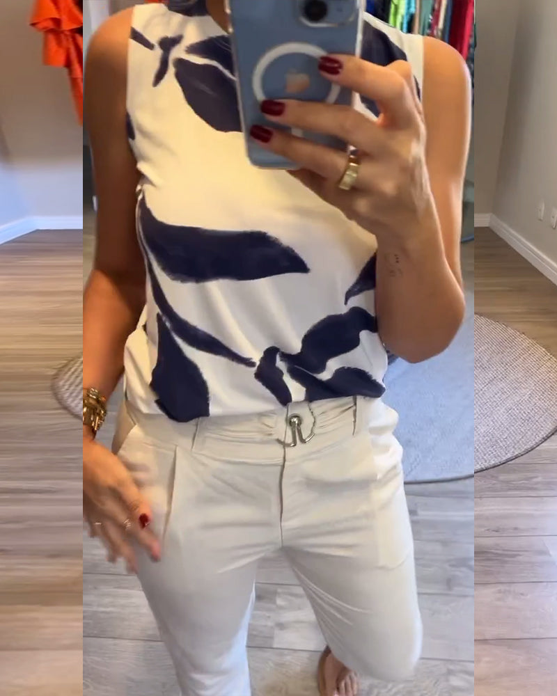 Sleeveless Crew Neck Printed Vest