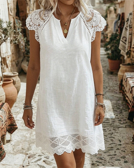 Petite V-Neck Lace Trim Elegant Dress