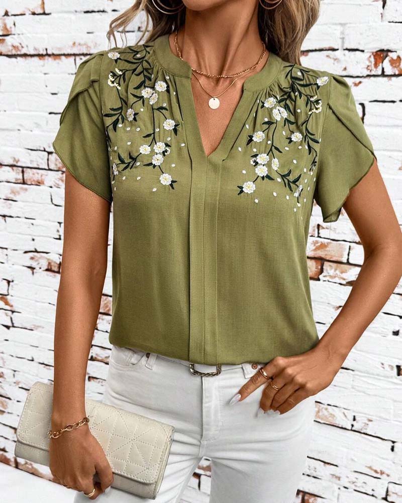 Petal Sleeve V-Neck Print Blouse