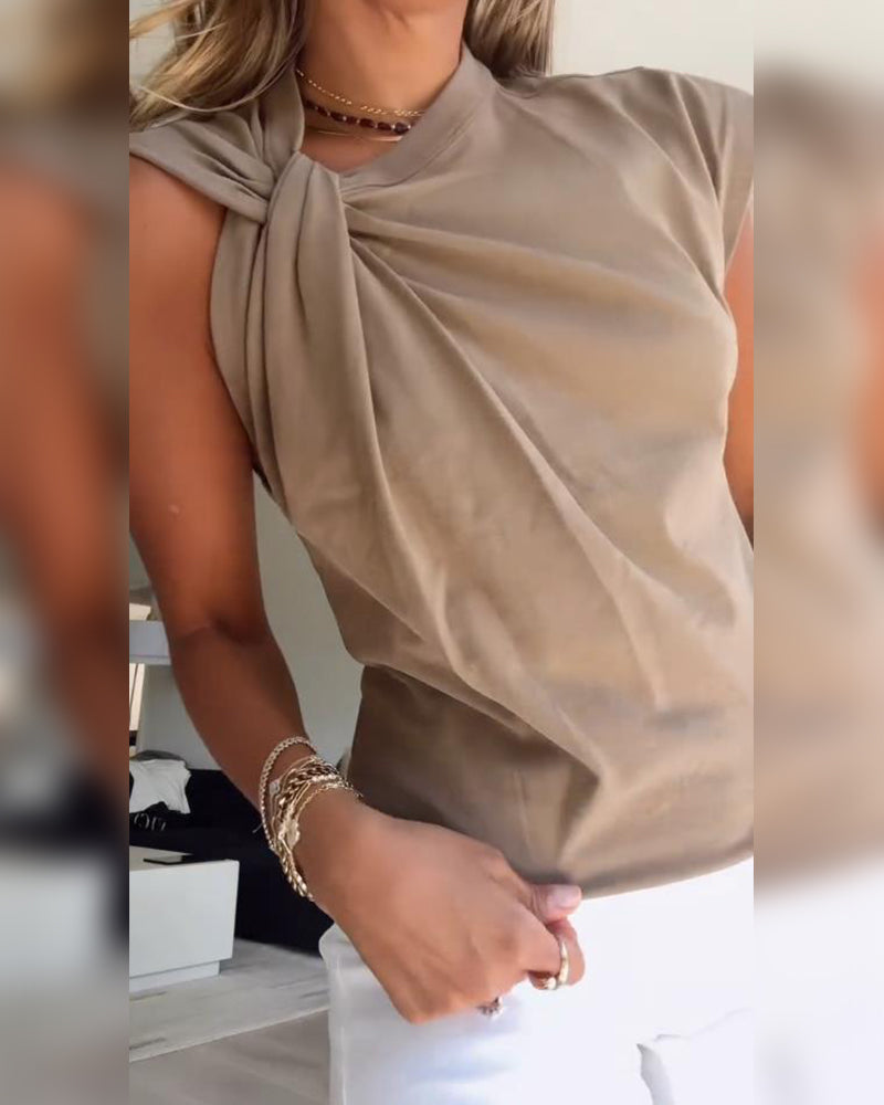 Ärmelloses Twist-T-Shirt