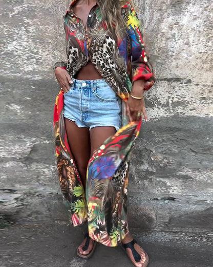 Abito camicia con bottoni e stampa alla moda