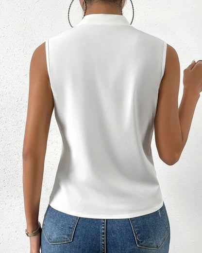 Plain v-neck sleeveless top