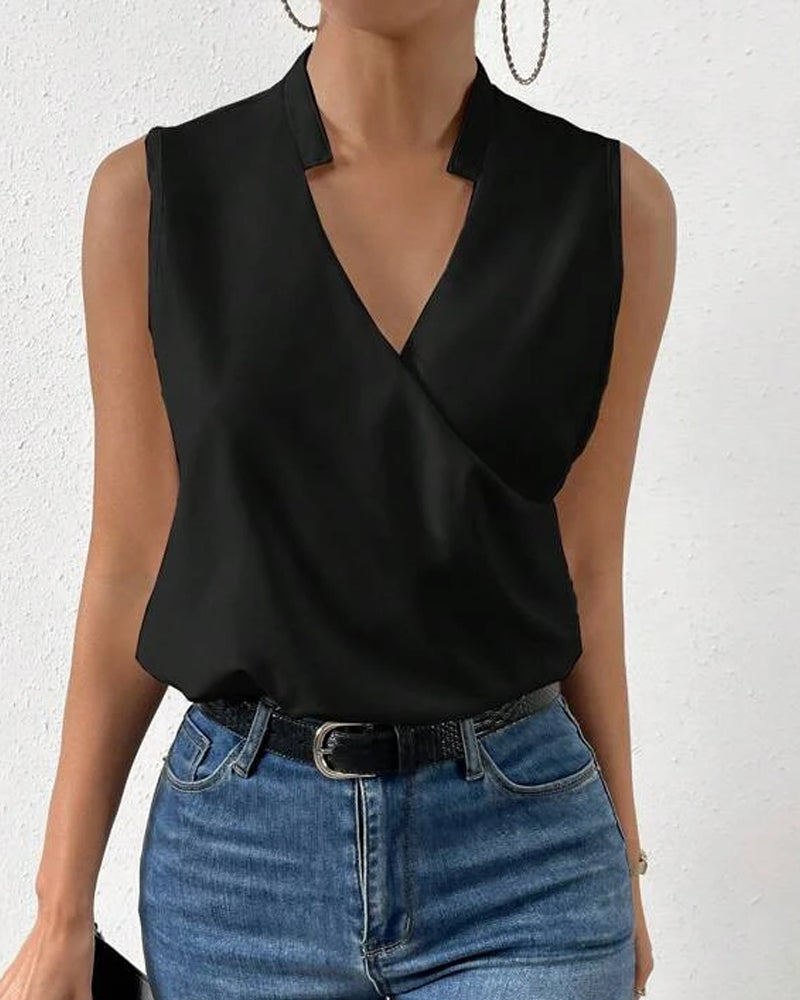 Plain v-neck sleeveless top