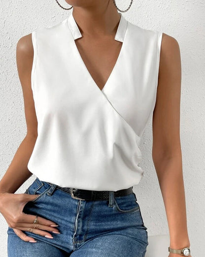Plain v-neck sleeveless top