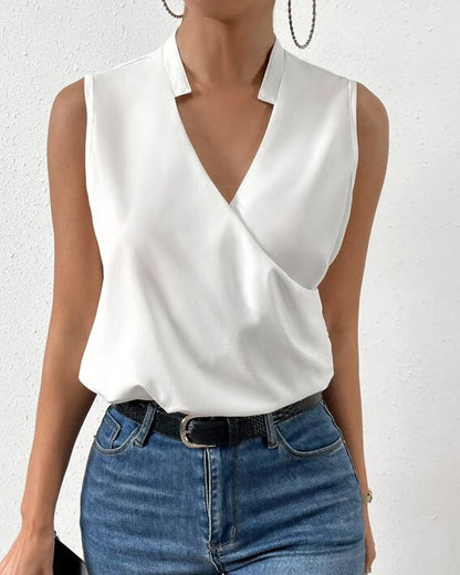 Plain v-neck sleeveless top