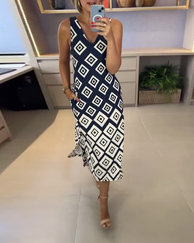 Ärmelloses Kleid mit V-Ausschnitt und Rautenmuster