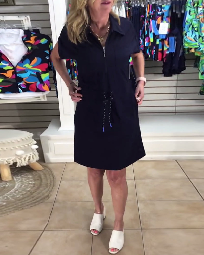 Abito polo sportivo con coulisse e mezza zip