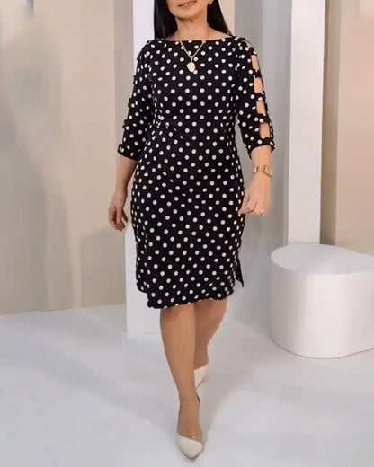 Abito a pois con scollo tondo