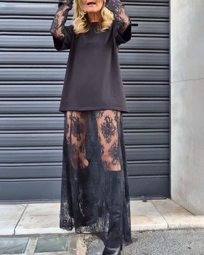 Zweiteiliges Set – einfarbiges T-Shirt und Spitzenrock