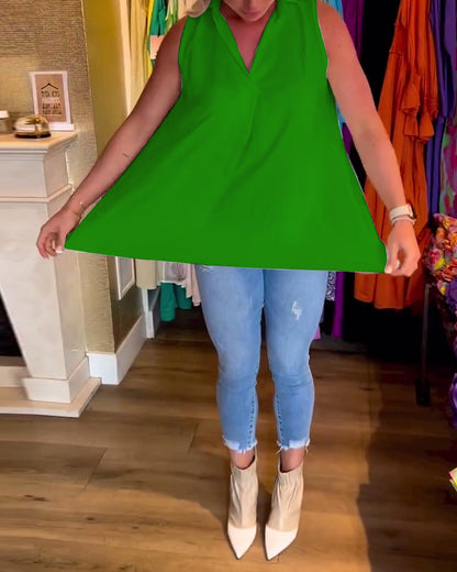 Top arricciato senza maniche con revers