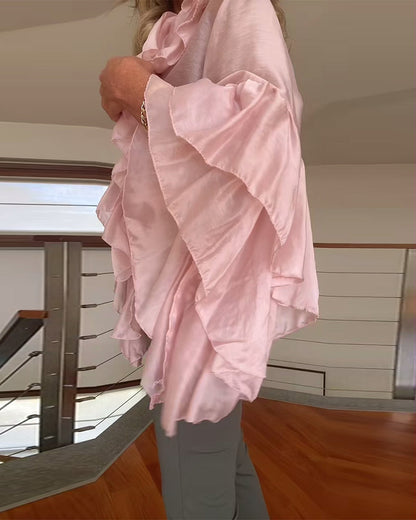 Camicetta alla moda con volant