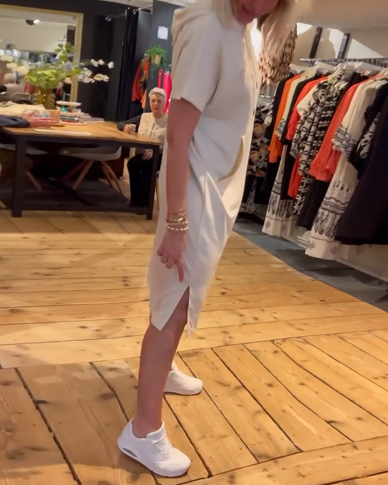 Abito con stampa di lettere sportive