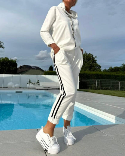 Casual Two - piece Set of Women's Hooded Sweatshirt and Pants