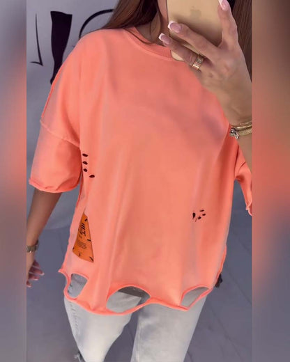 Modisches zerrissenes Kurzarm-T-Shirt