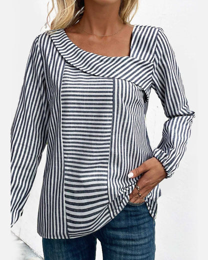 Blusa a righe con scollo obliquo