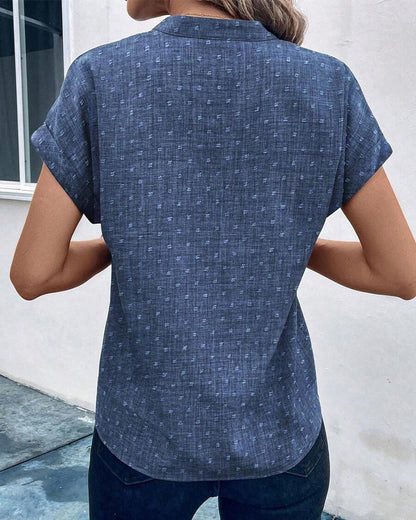 Camicetta a maniche corte con stampa e scollo a V