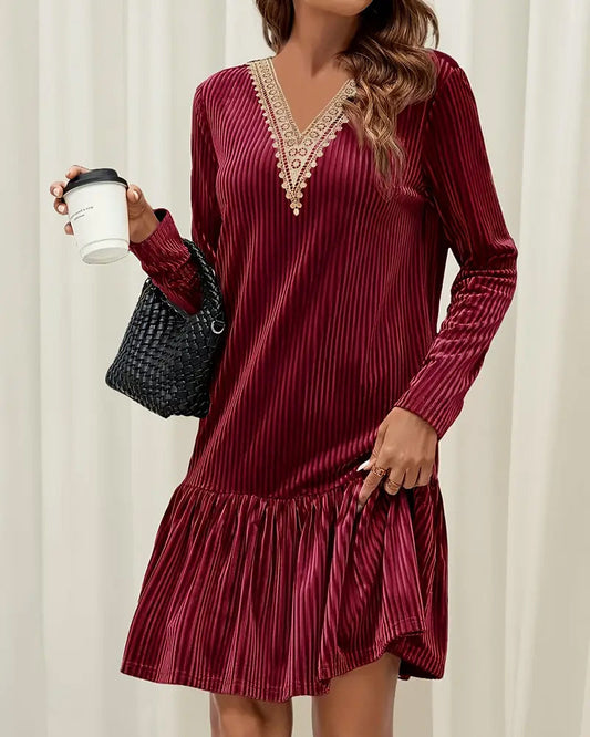 V-Neck Elegant Long-Sleeved Dress