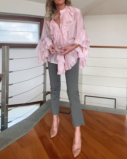 Camicetta alla moda con volant