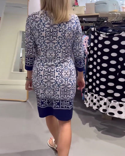 Three-Quarter Sleeve Slim Contrast Print Dress