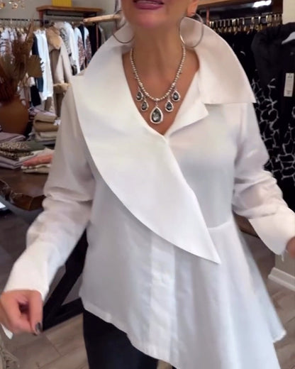 Camisa de cor sólida com lapela irregular