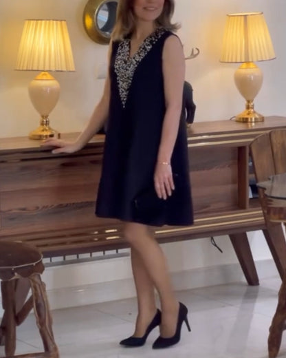 Abito casual con scollo a V e paillettes