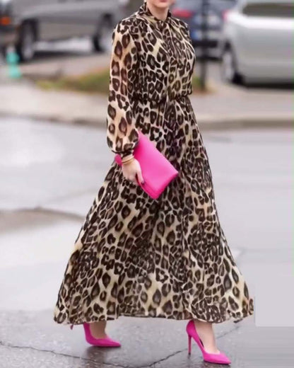 Elegant Leopard Print Long-Sleeved Dress