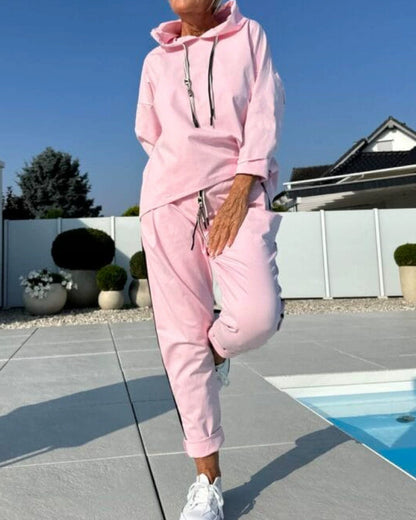 Casual Two - piece Set of Women's Hooded Sweatshirt and Pants
