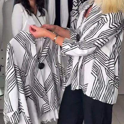 Contrast print pleated casual top