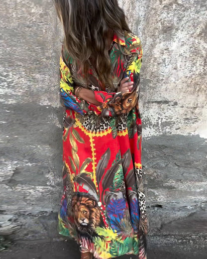 Abito camicia con bottoni e stampa alla moda