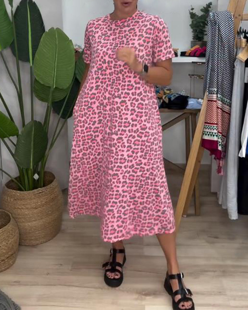 Short-Sleeved Round Neck Leopard Print Dress