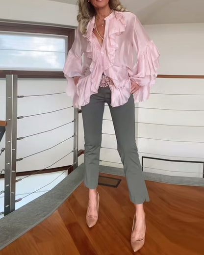 Camicetta alla moda con volant