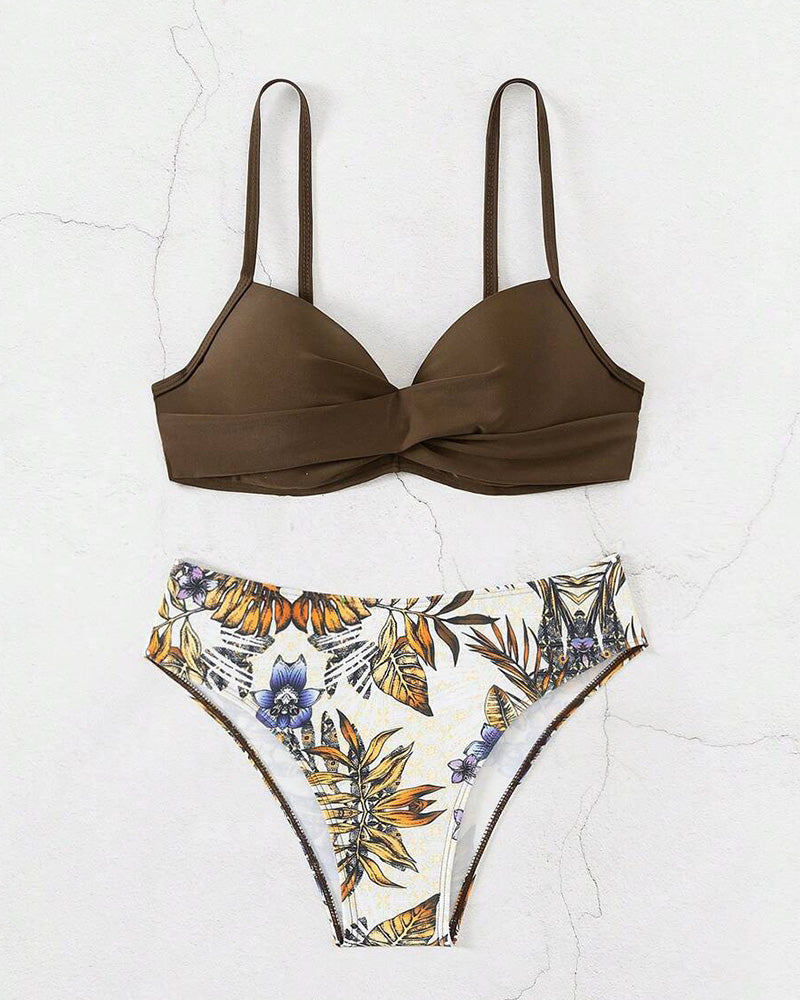 Bedruckter Triangel-Bikini mit Spaghettiträgern