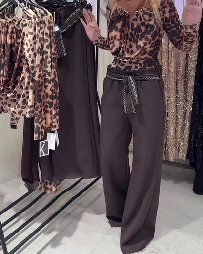 Stylish And Figure-Hugging Leopard Print Top