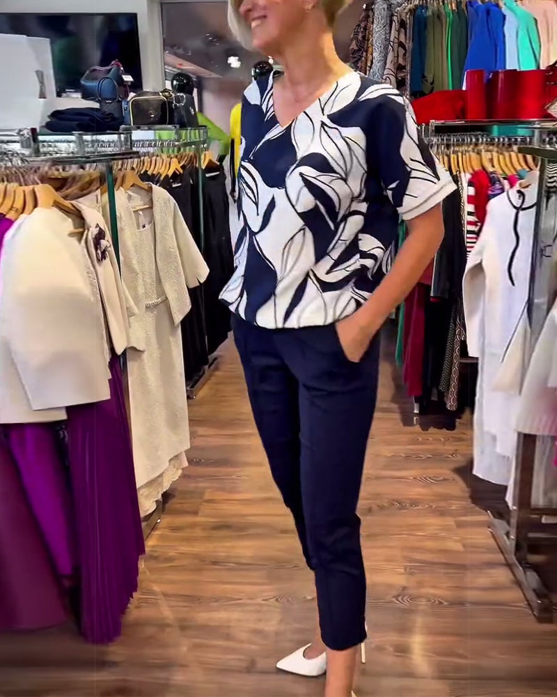 V-Neck Printed Short-Sleeved Casual T-Shirt