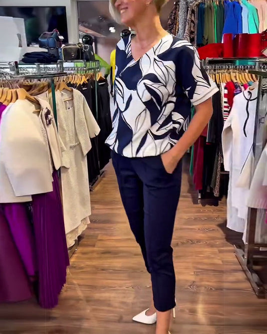 V-Neck Printed Short-Sleeved Casual T-Shirt