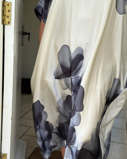 V-neck Loose Bat Sleeve Floral Dress