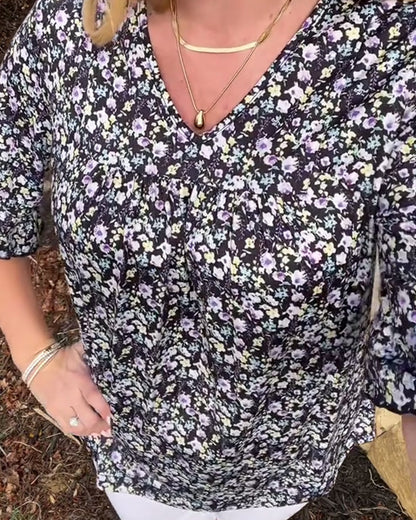 Halbärmelige Bluse mit V-Ausschnitt und Blumenmuster
