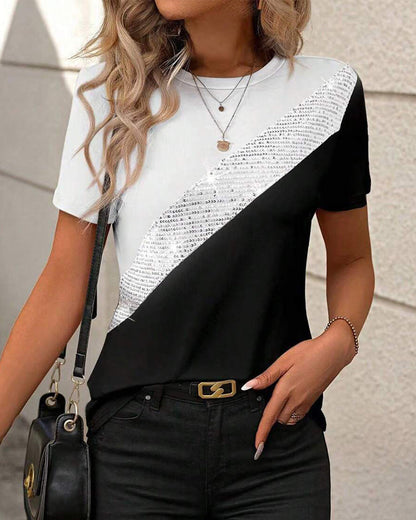 Vielseitiges T-Shirt mit Rundhalsausschnitt und Kontrastfarbe