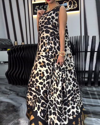 Elegant Sleeveless Leopard Print Dress
