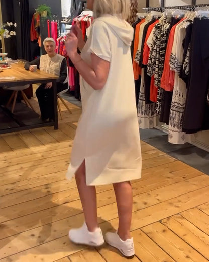 Abito con stampa di lettere sportive