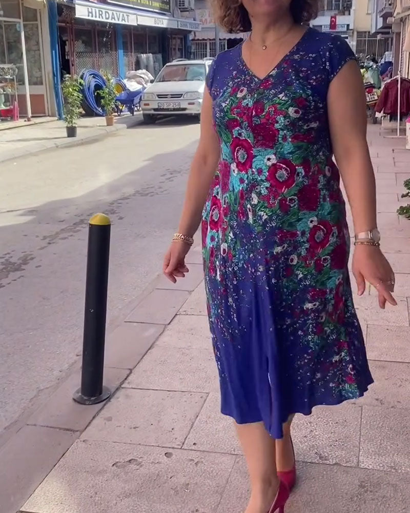 Abito casual con stampa floreale e scollo a V