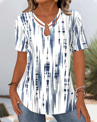 Bedruckte, modische Bluse mit kurzen Ärmeln